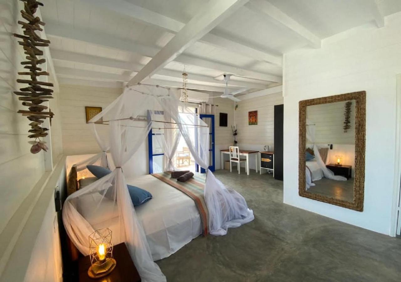 Nos Kasa Bed & Breakfast ซาลเรย์ ภายนอก รูปภาพ