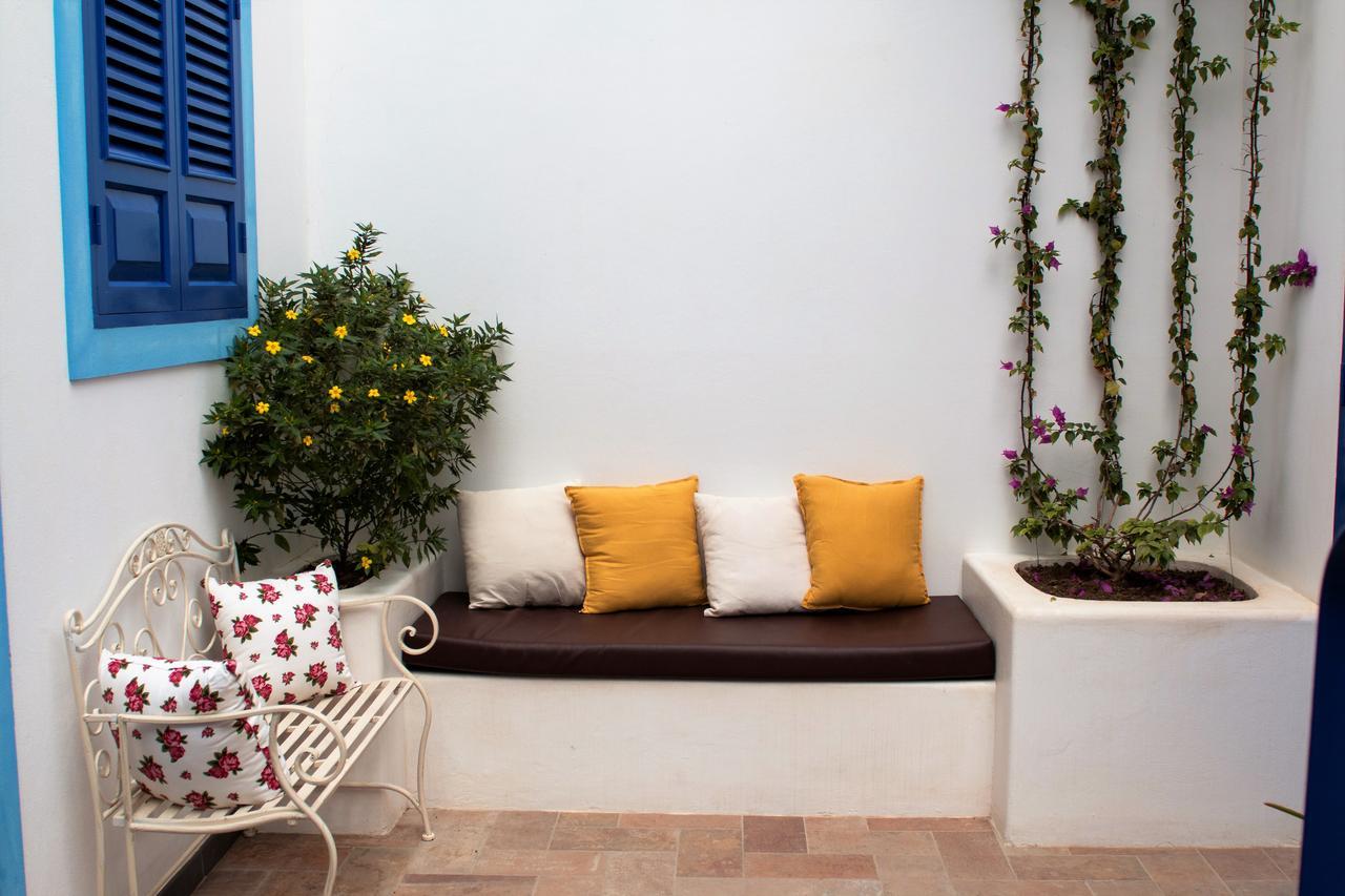 Nos Kasa Bed & Breakfast ซาลเรย์ ภายนอก รูปภาพ