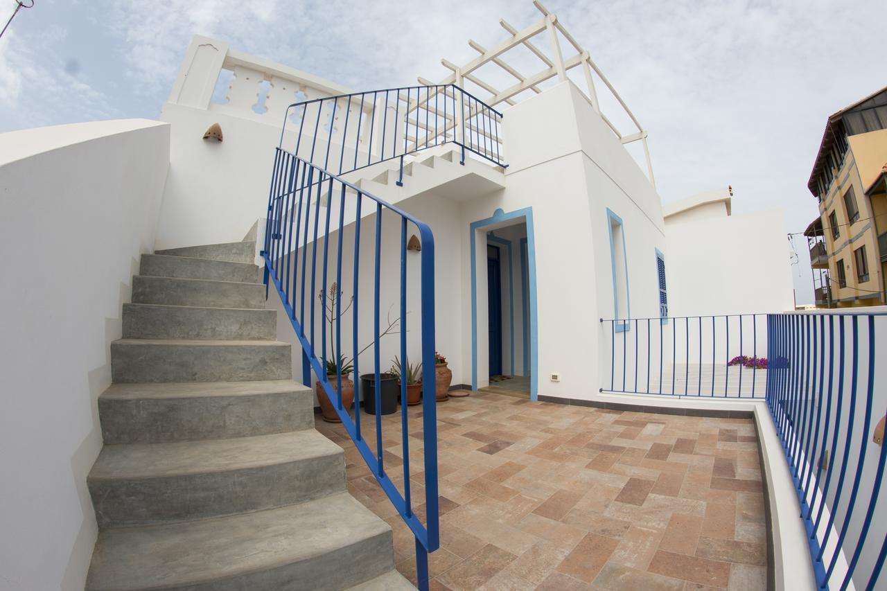 Nos Kasa Bed & Breakfast ซาลเรย์ ภายนอก รูปภาพ