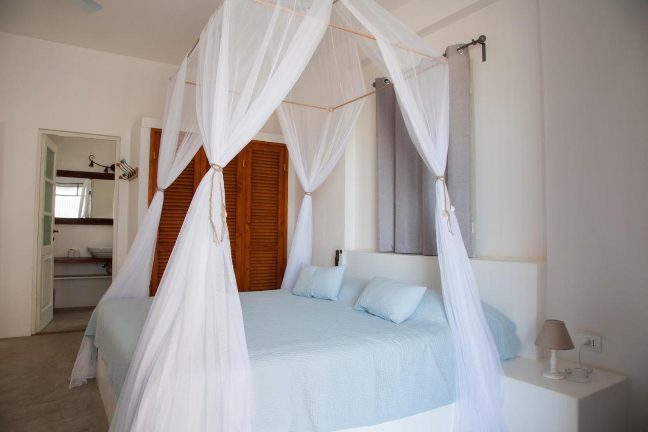 Nos Kasa Bed & Breakfast ซาลเรย์ ภายนอก รูปภาพ