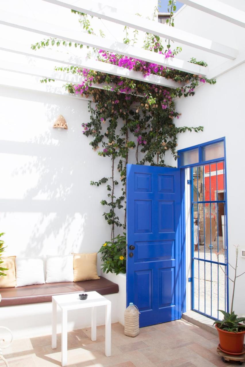 Nos Kasa Bed & Breakfast ซาลเรย์ ภายนอก รูปภาพ