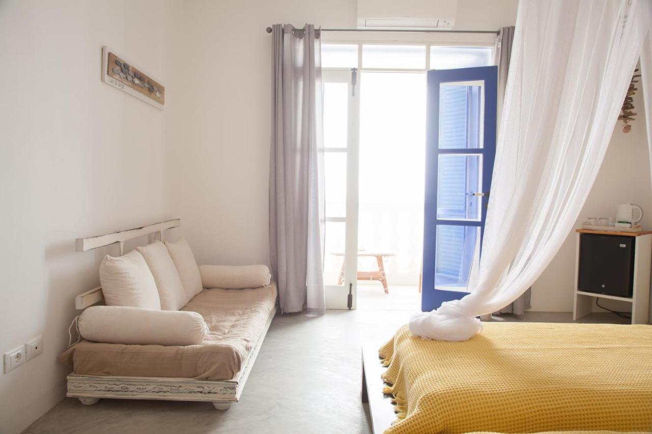 Nos Kasa Bed & Breakfast ซาลเรย์ ภายนอก รูปภาพ
