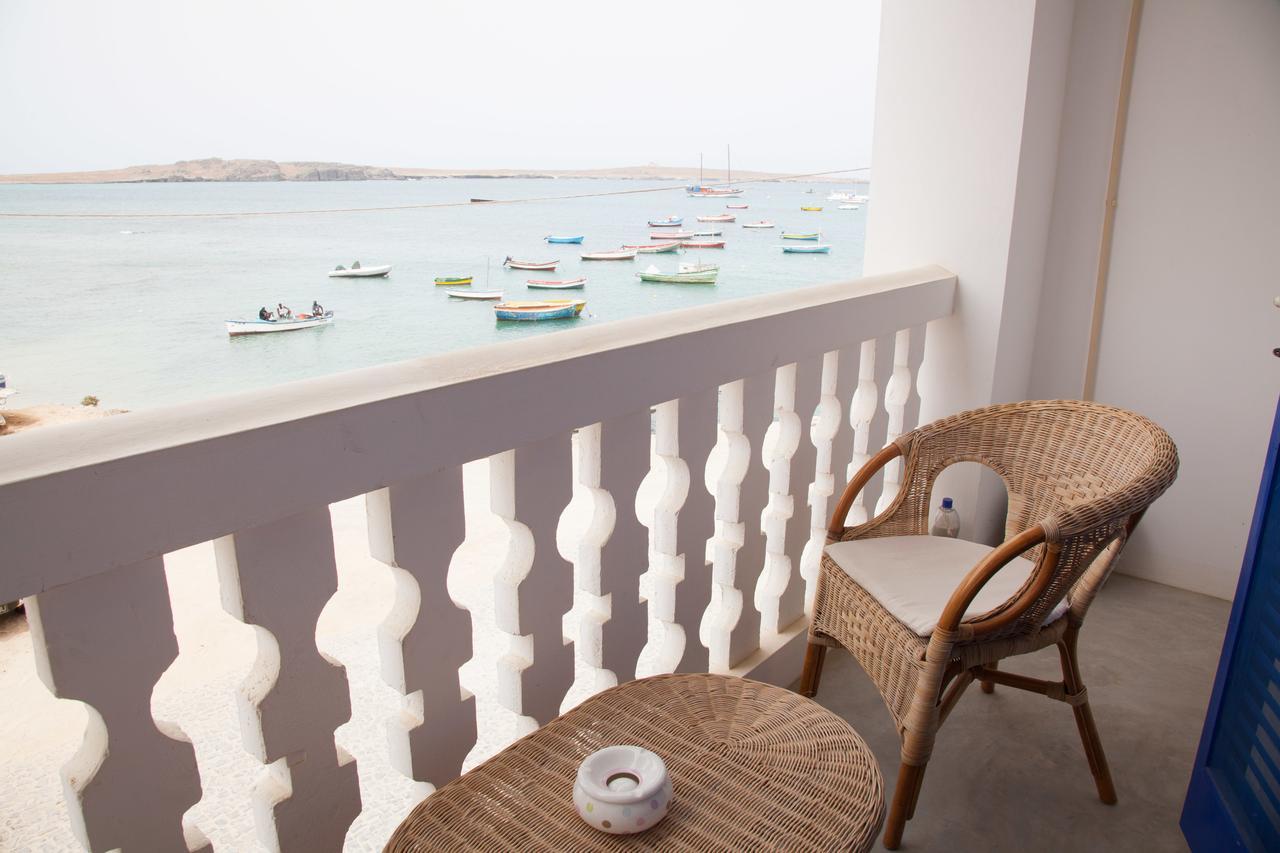 Nos Kasa Bed & Breakfast ซาลเรย์ ภายนอก รูปภาพ