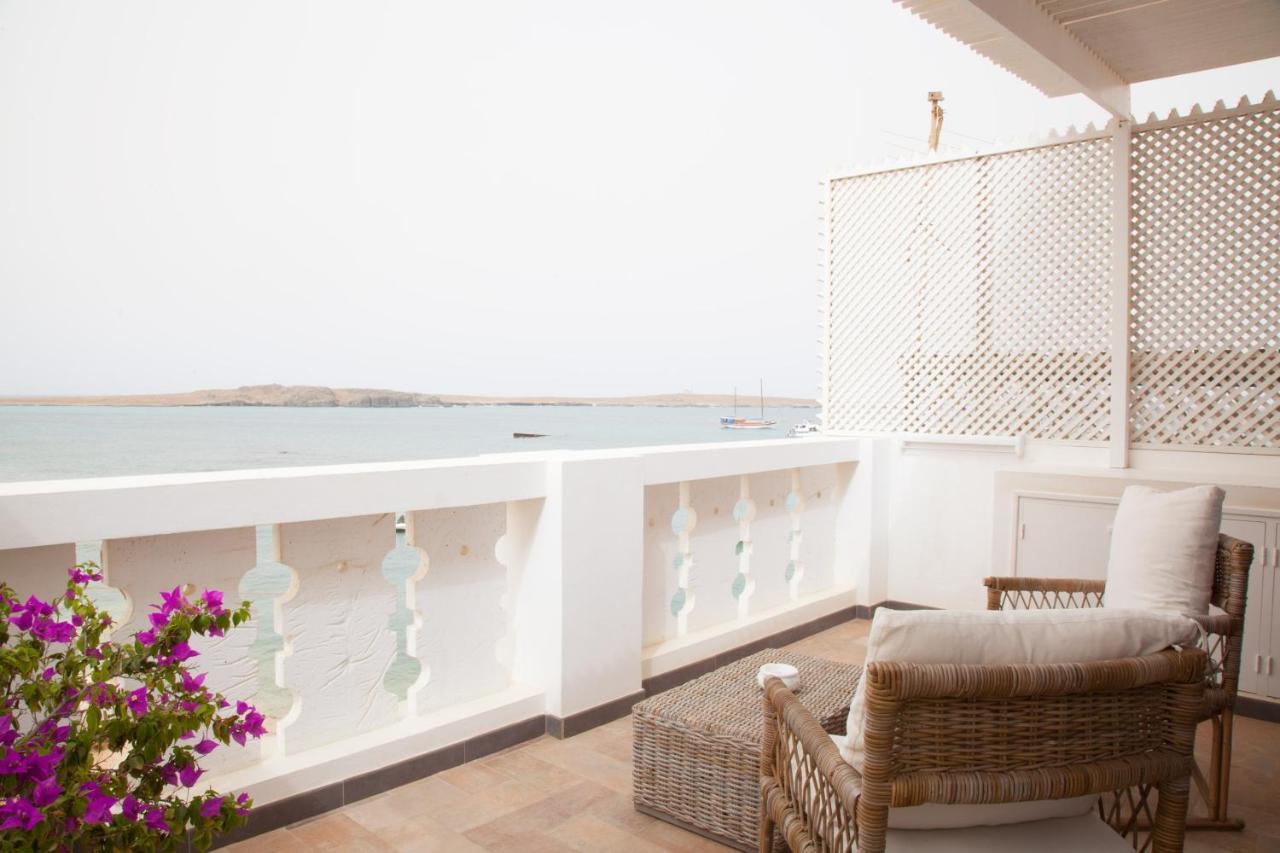 Nos Kasa Bed & Breakfast ซาลเรย์ ภายนอก รูปภาพ