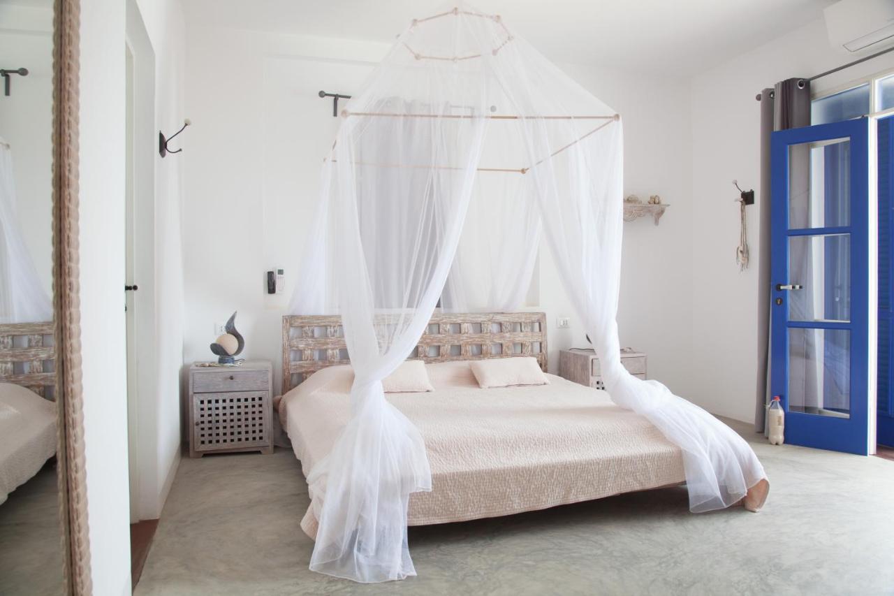 Nos Kasa Bed & Breakfast ซาลเรย์ ภายนอก รูปภาพ